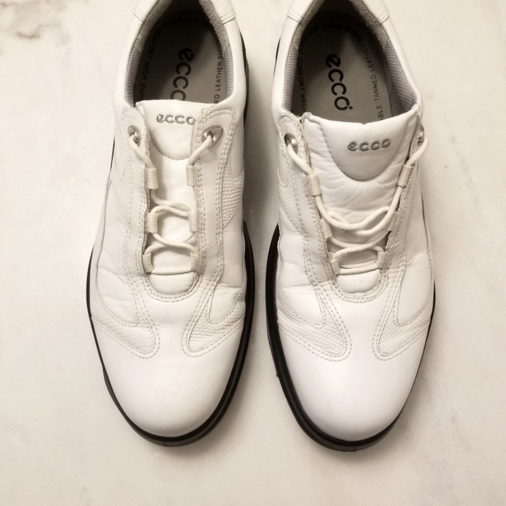 Ecco Golf Shoes. US Size 7, EUR 40